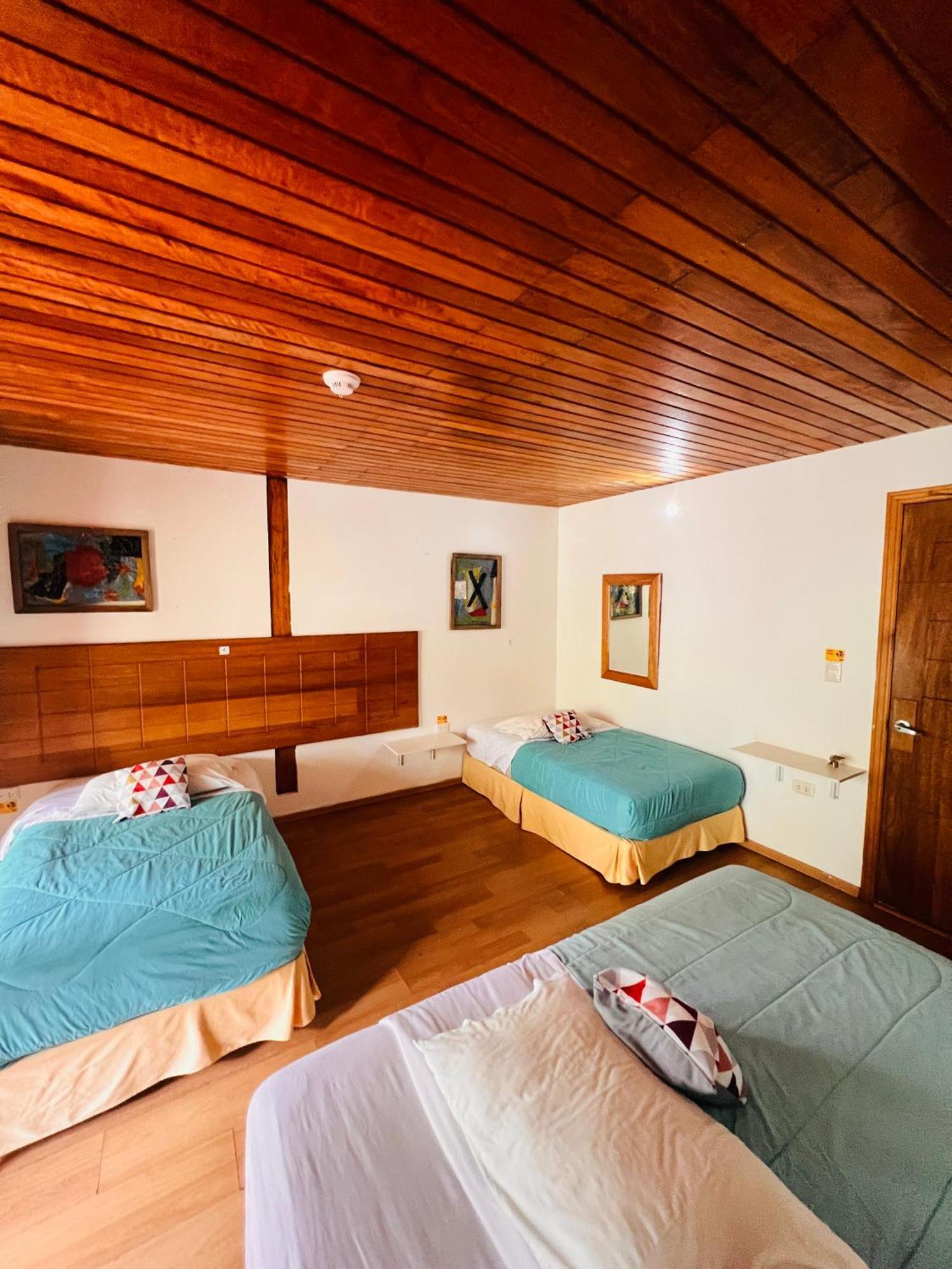 Mama Tungu Hostel Baños Extérieur photo